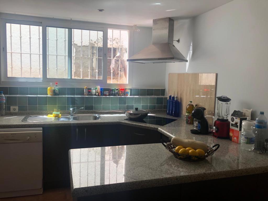 Appartement La Casa Alhambra, Zonnige Woning Met Uitzicht Op Bergen En Zee