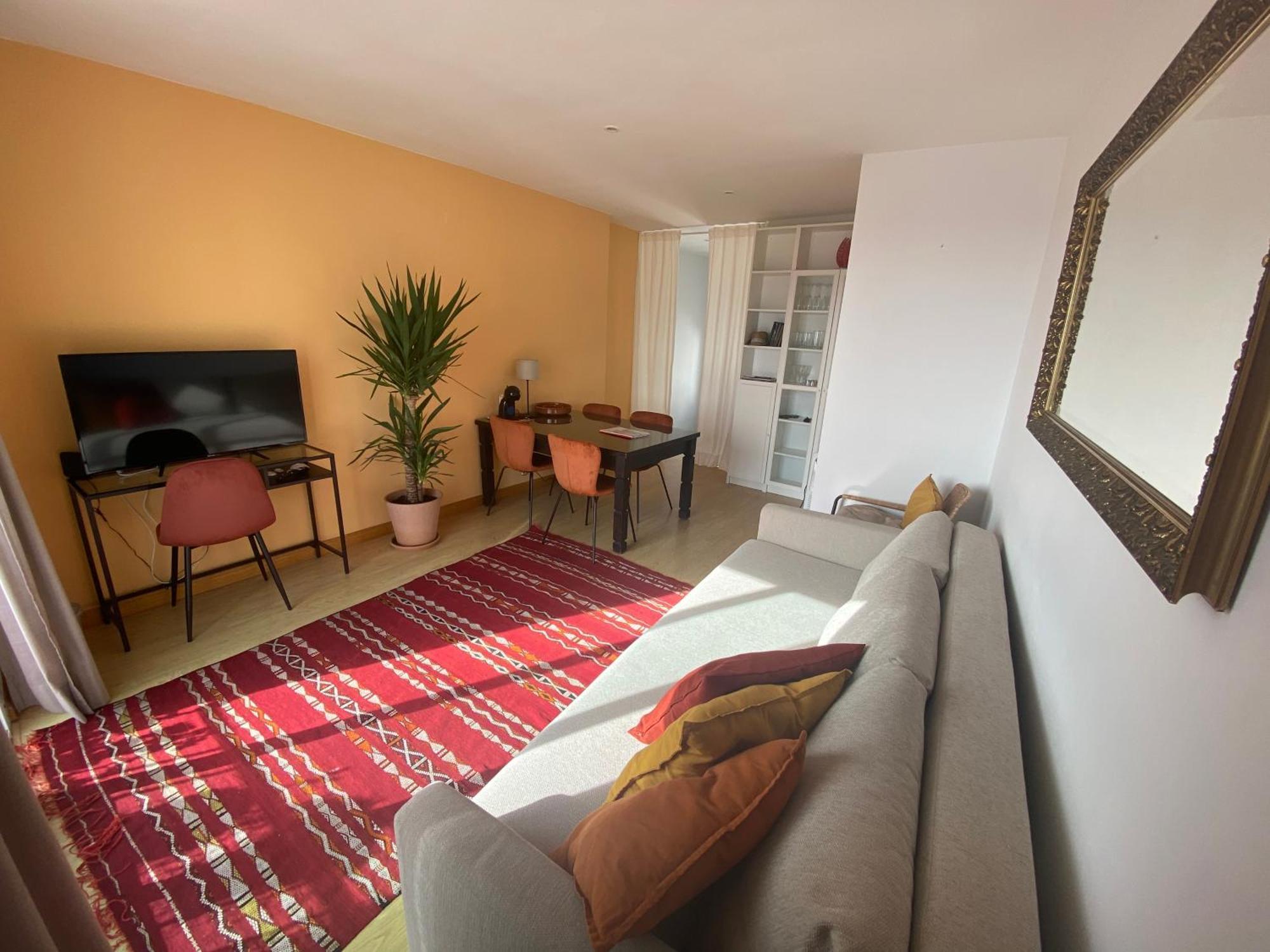 La Casa Alhambra, Zonnige Woning Met Uitzicht Op Bergen En Zee